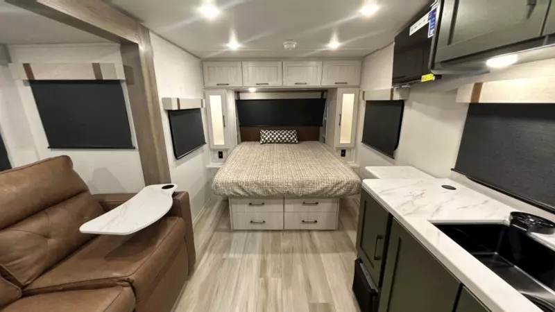 NB19.4 Floorplan Main Room