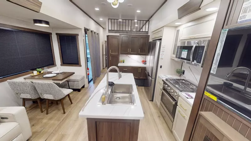 40CDL Floorplan Main Room